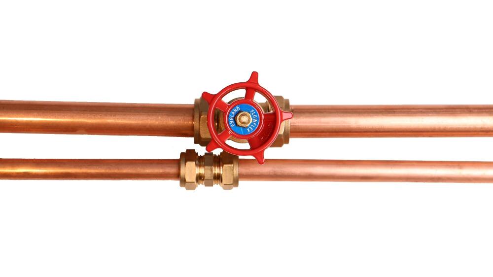 Brass Compression Gate Valve on Copper Pipe